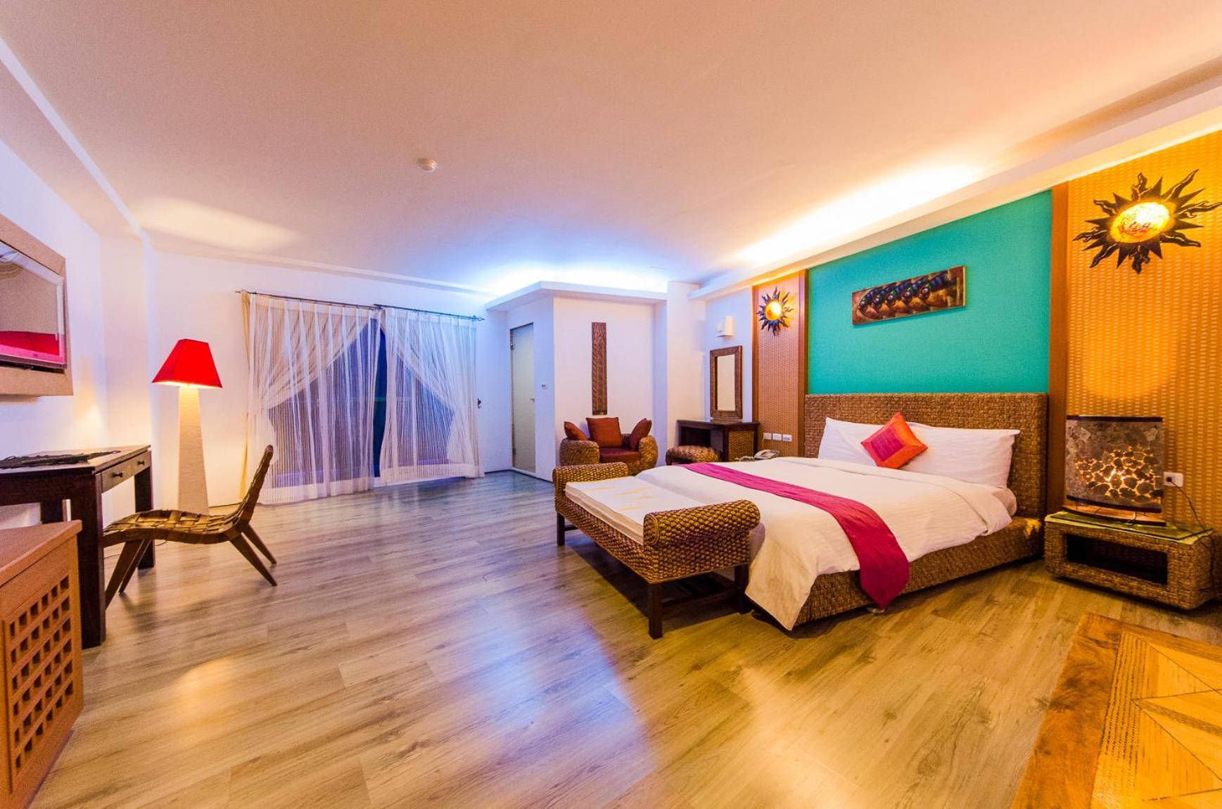 Seasons Bali Fashion Inn Kchen-ting Exteriér fotografie