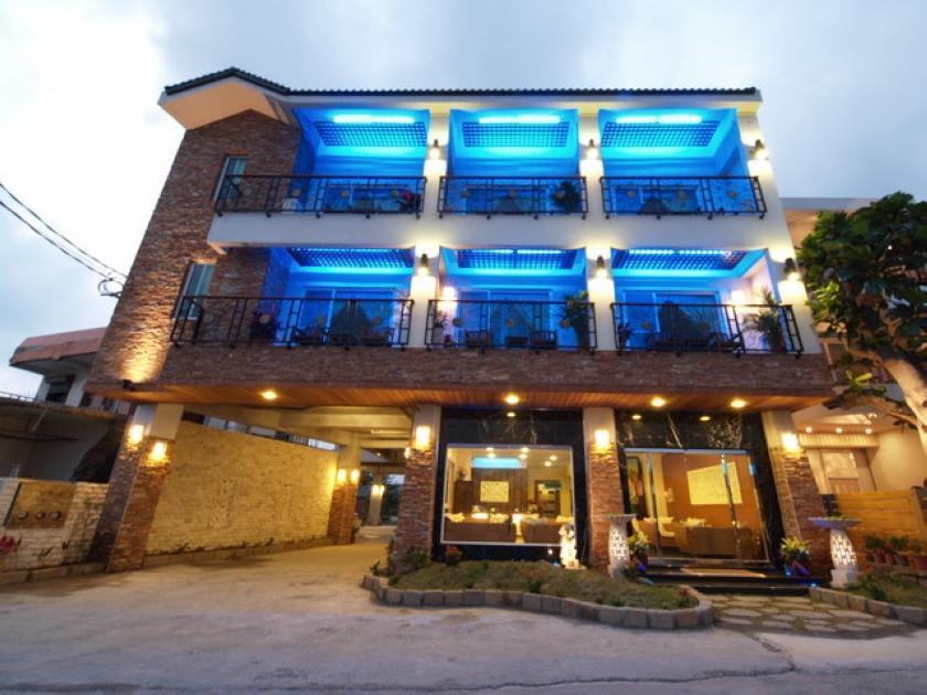 Seasons Bali Fashion Inn Kchen-ting Exteriér fotografie